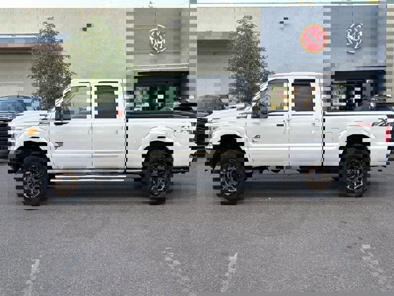 Used 2015 Ford F250 Lariat w/ Lariat Ultimate Package image 6