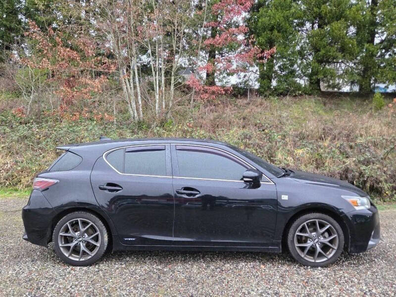 Used 2014 Lexus CT 200h w/ F Sport w/Nuluxe Interior image 4