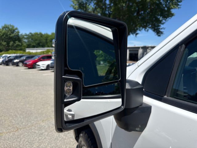 Used 2025 Chevrolet Silverado 2500 LT w/ Safety Package AWD/4WD image 16