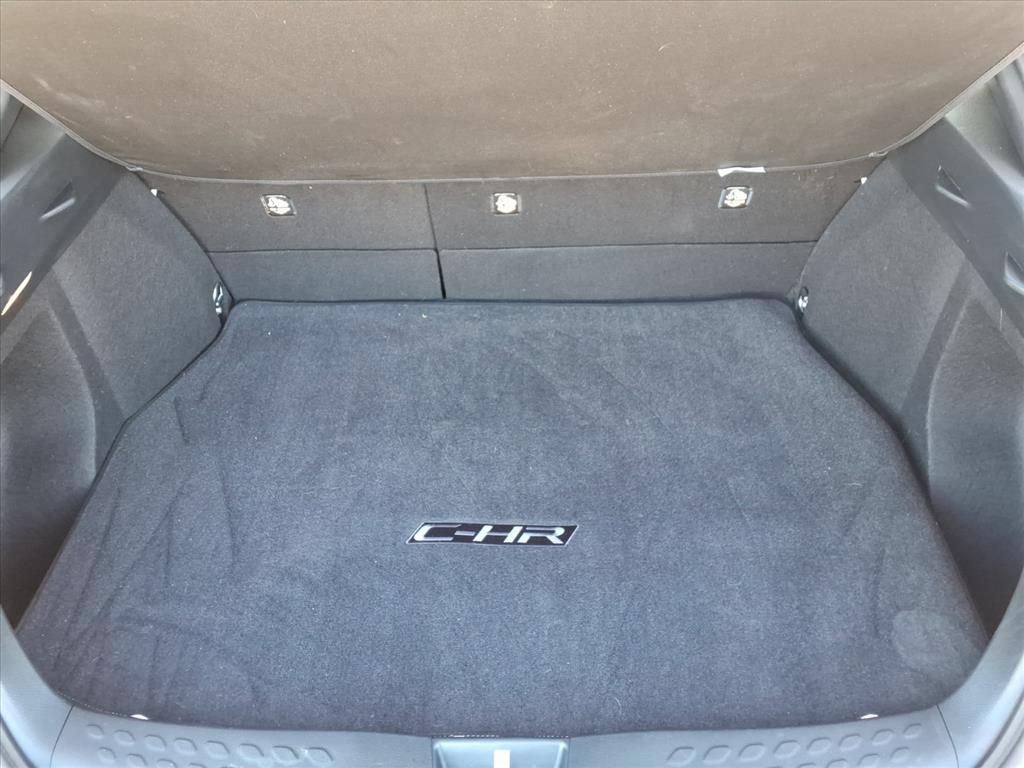 Certified 2021 Toyota C-HR XLE FWD image 14