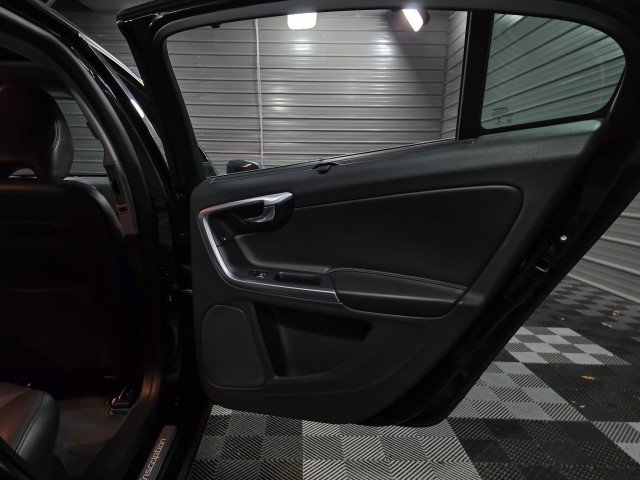 Used 2017 Volvo S60 T5 Inscription w/ Climate Package image 36