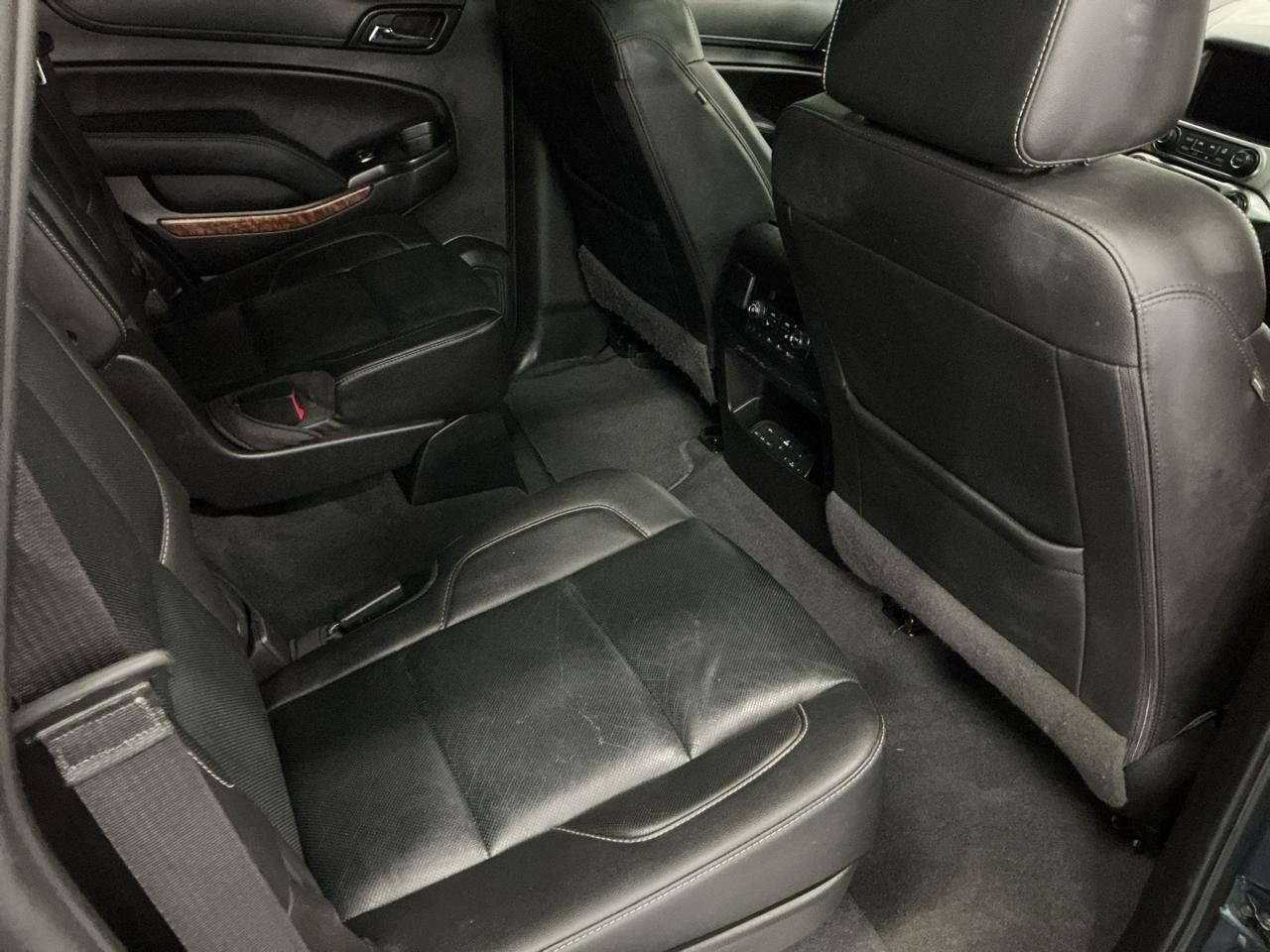 Used 2019 Chevrolet Tahoe Premier AWD/4WD image 17