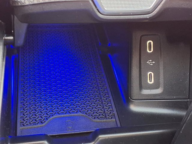 Used 2025 Mercedes-Benz GLC 43 AMG 4MATIC image 8