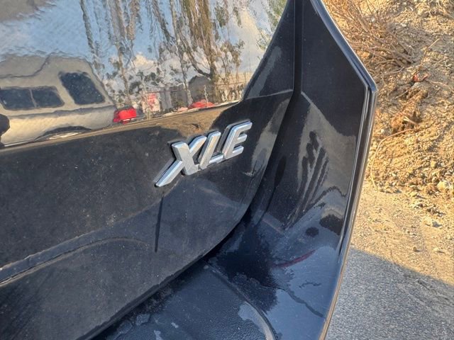 Used 2019 Toyota Sienna XLE FWD image 19