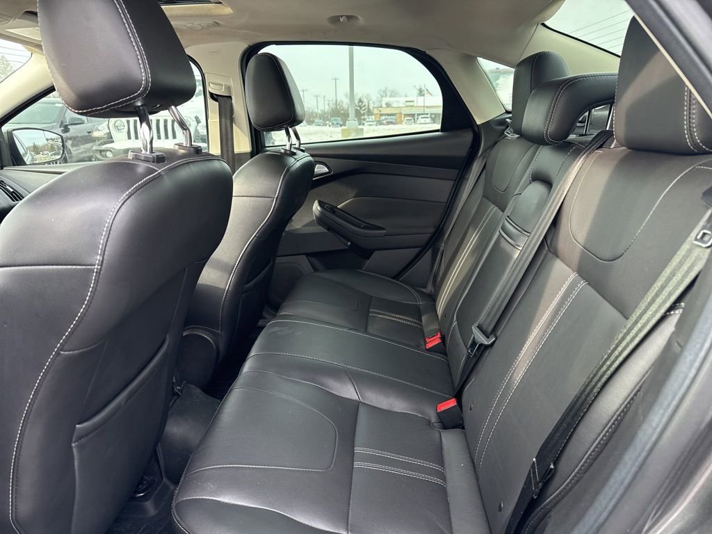 Used 2012 Ford Focus SEL image 18