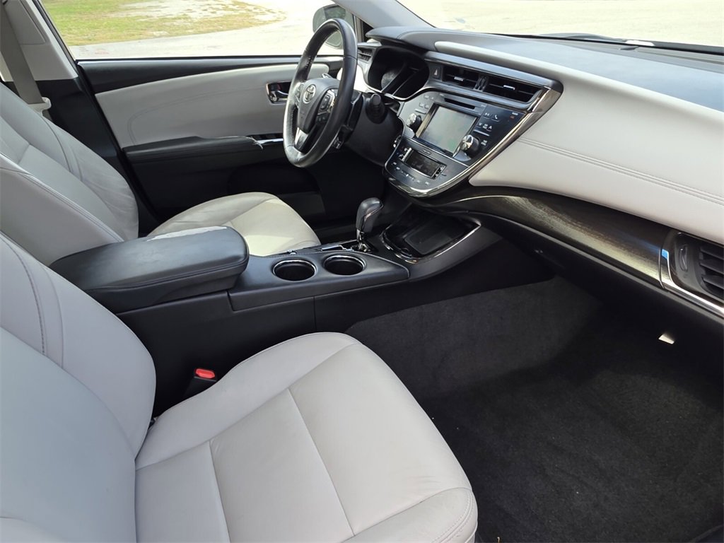 Certified 2018 Toyota Avalon XLE Premium image 13