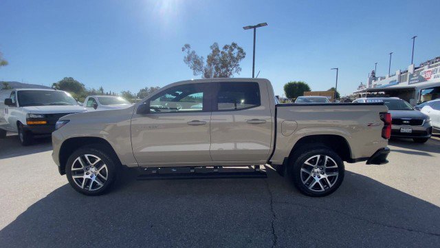 Used 2024 Chevrolet Colorado Z71 w/ Z71 Convenience Package 2 image 5