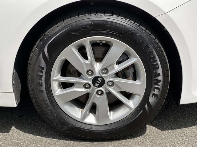 Used 2018 Kia Optima LX FWD image 5