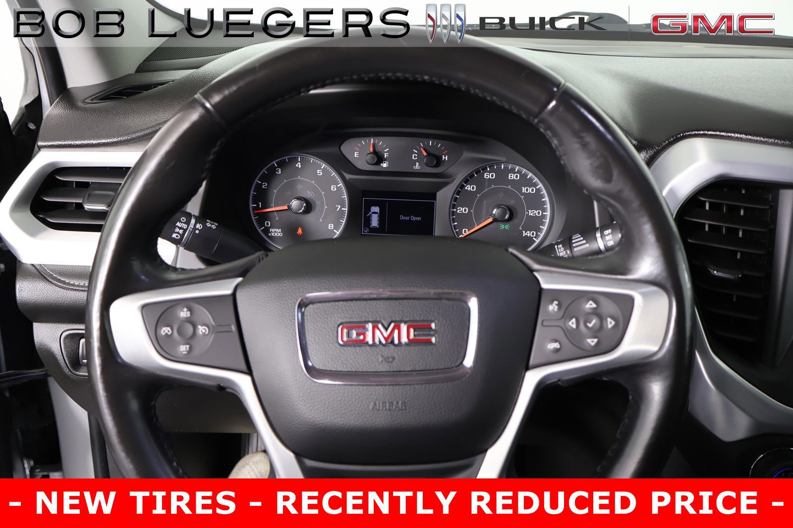 Used 2019 GMC Acadia SLE image 40