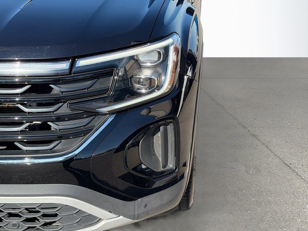 Used 2024 Volkswagen Atlas Cross Sport SE image 10