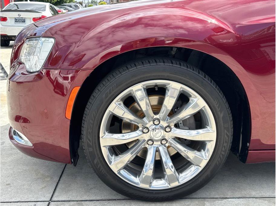Used 2017 Chrysler 300 C w/ Safetytec Plus Group RWD image 43