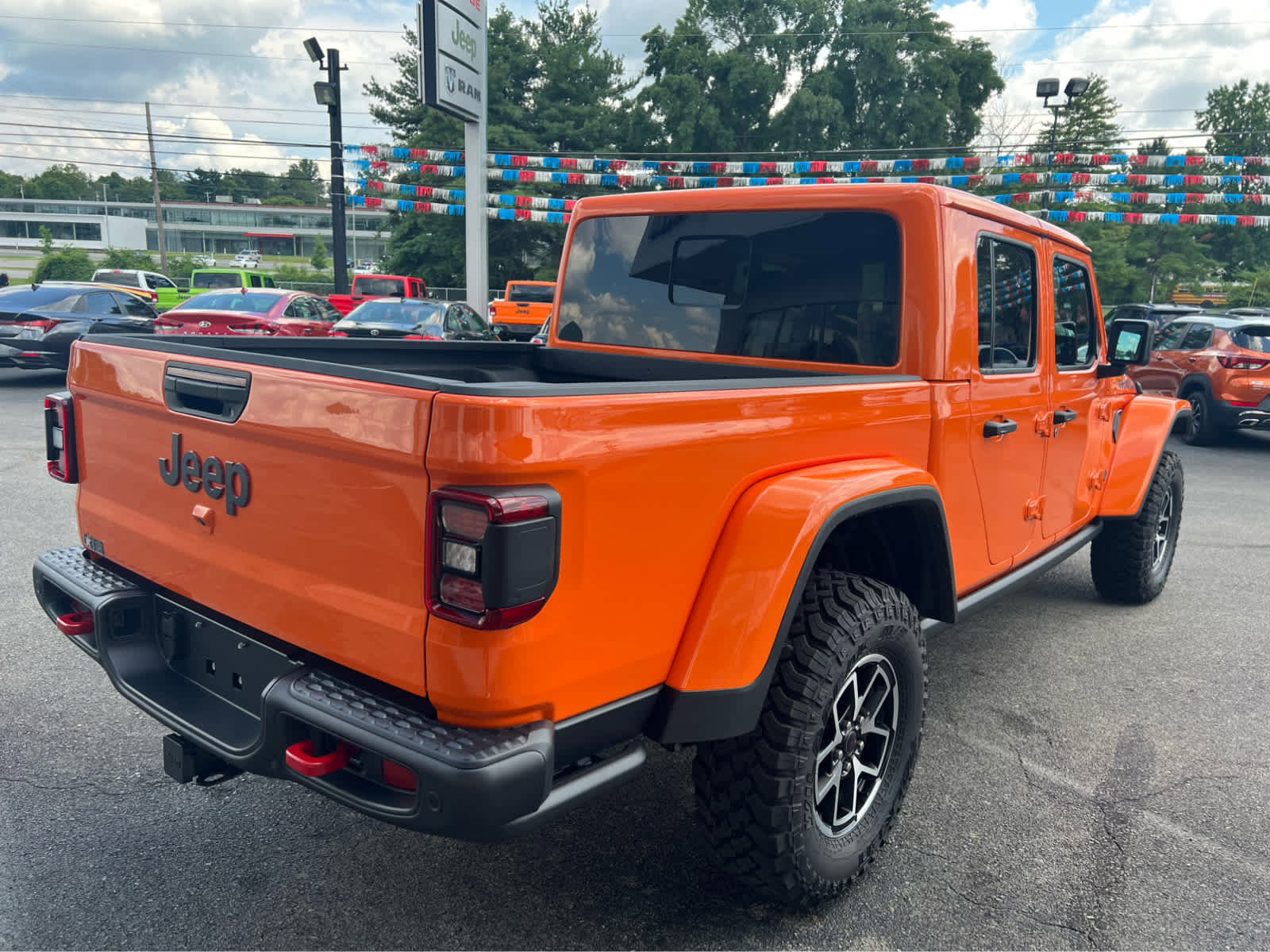 New 2025 Jeep Gladiator Rubicon image 7