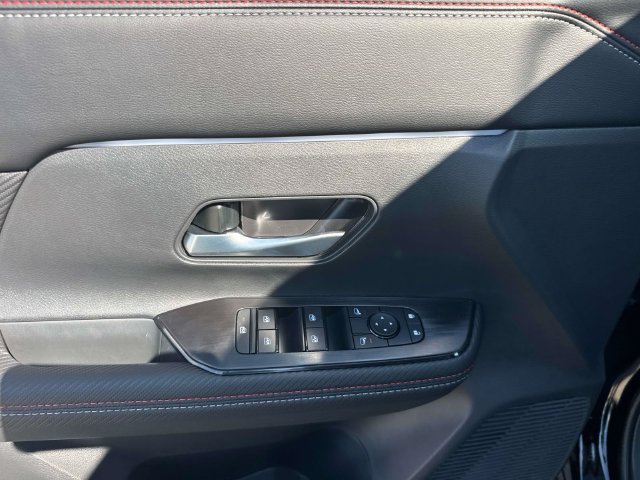 New 2027 Nissan Kicks SR FWD image 22