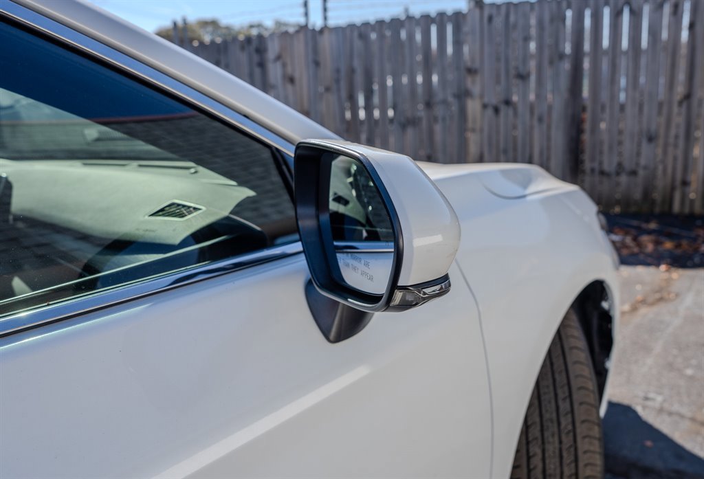 Used 2020 Toyota Avalon XLE FWD image 12