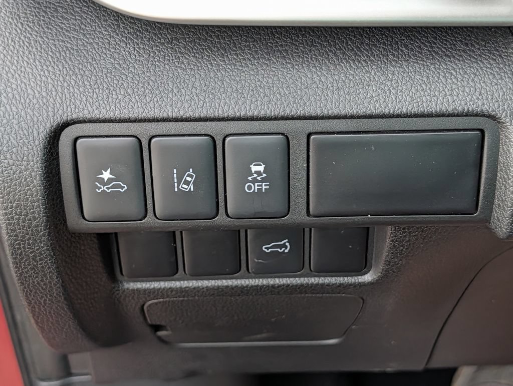Used 2025 Mitsubishi Eclipse Cross SE AWD/4WD image 23