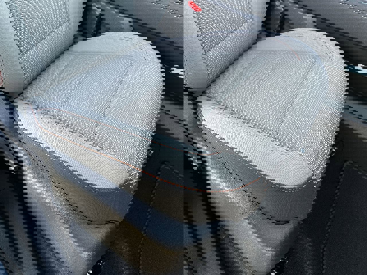 New 2026 Chevrolet Traverse LT image 14