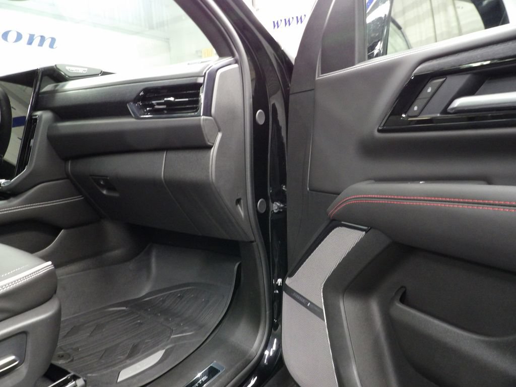 Used 2026 GMC Yukon AT4 Ultimate AWD/4WD image 38