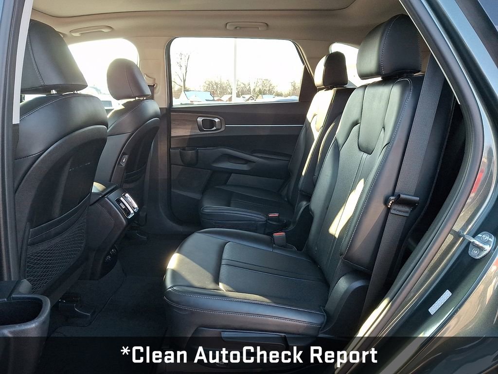 Used 2023 Kia Sorento X-Line EX image 11