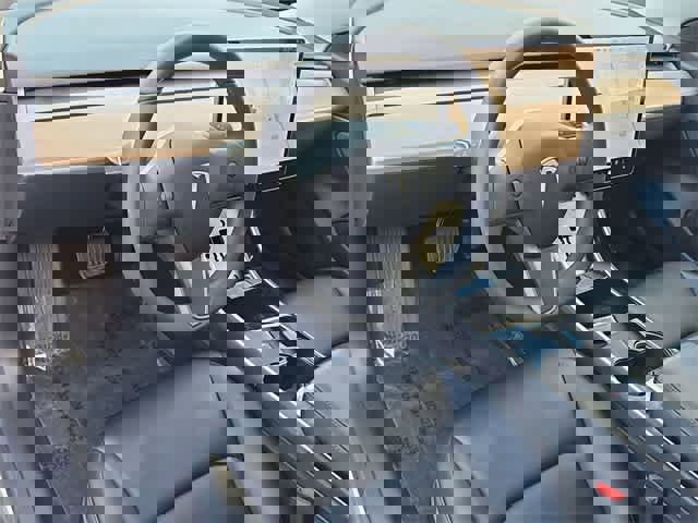 Used 2019 Tesla Model 3 Standard Range Plus image 10