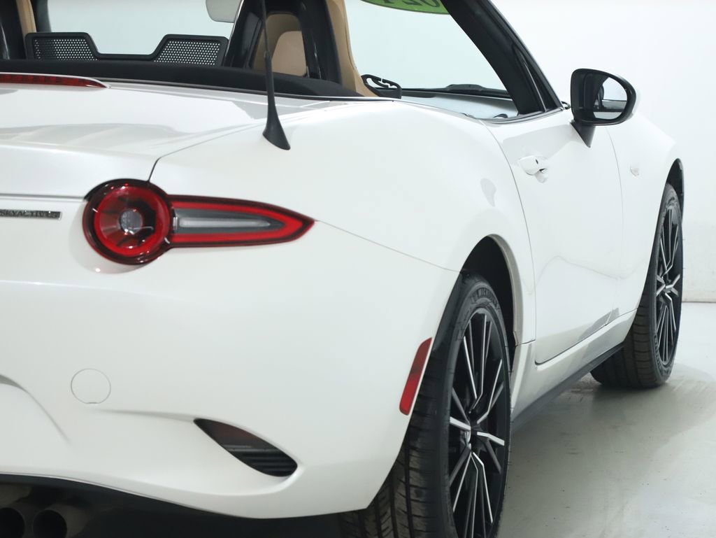 Used 2024 MAZDA MX-5 Miata Grand Touring image 43