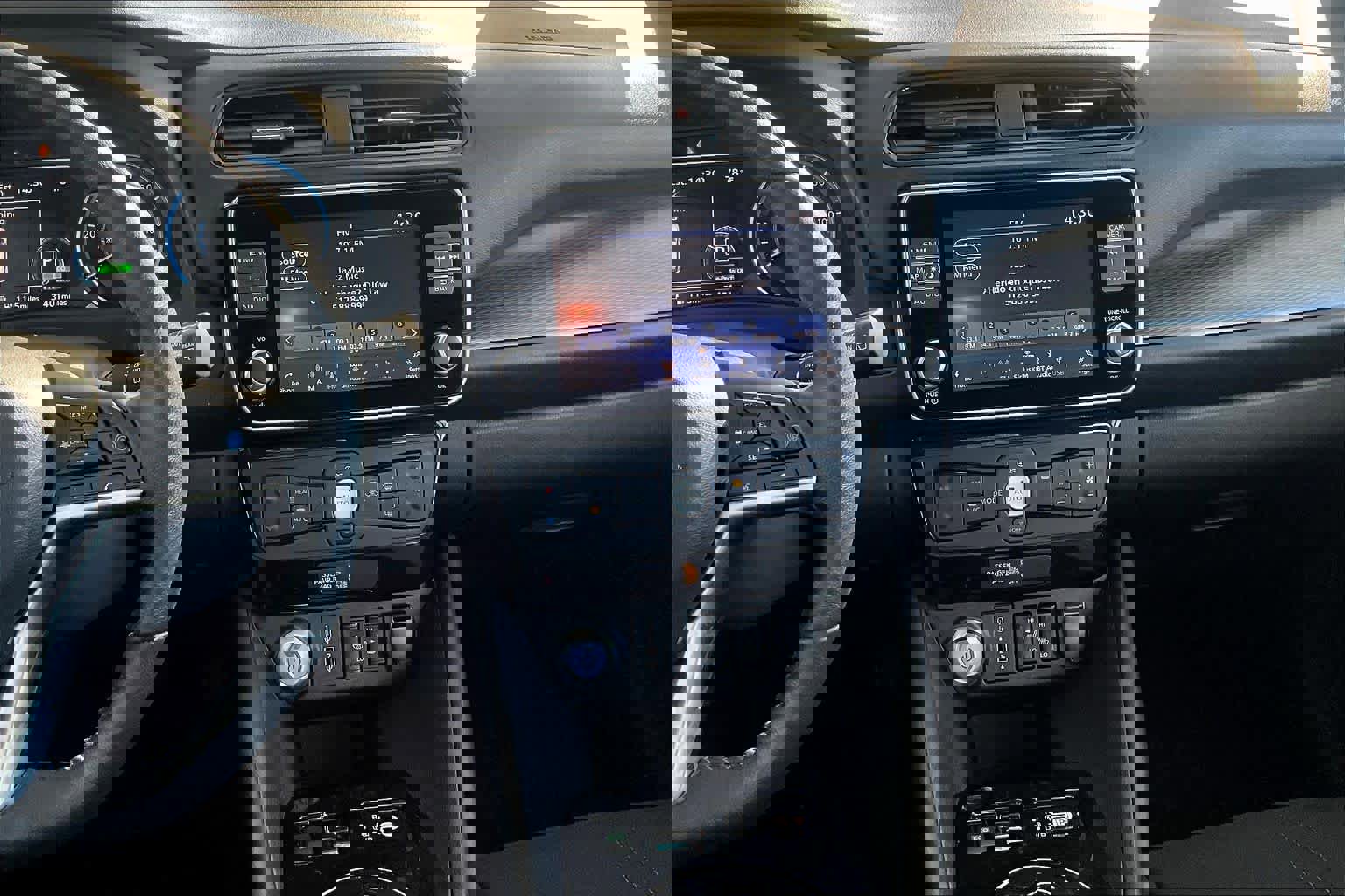 Used 2024 Nissan Leaf SV Plus image 6