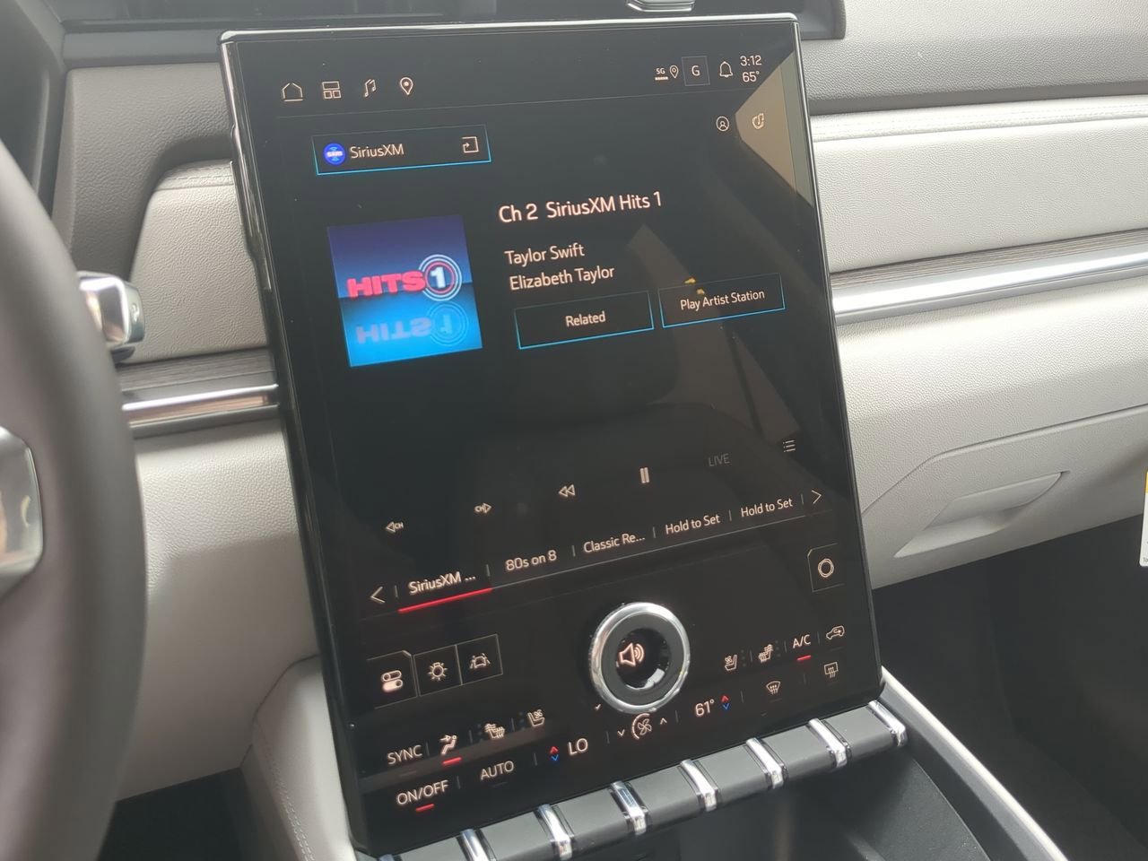 New 2026 GMC Terrain Denali AWD/4WD image 13
