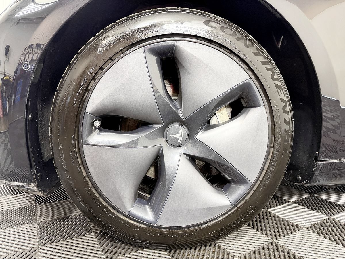 Used 2018 Tesla Model 3 Long Range AWD/4WD image 23