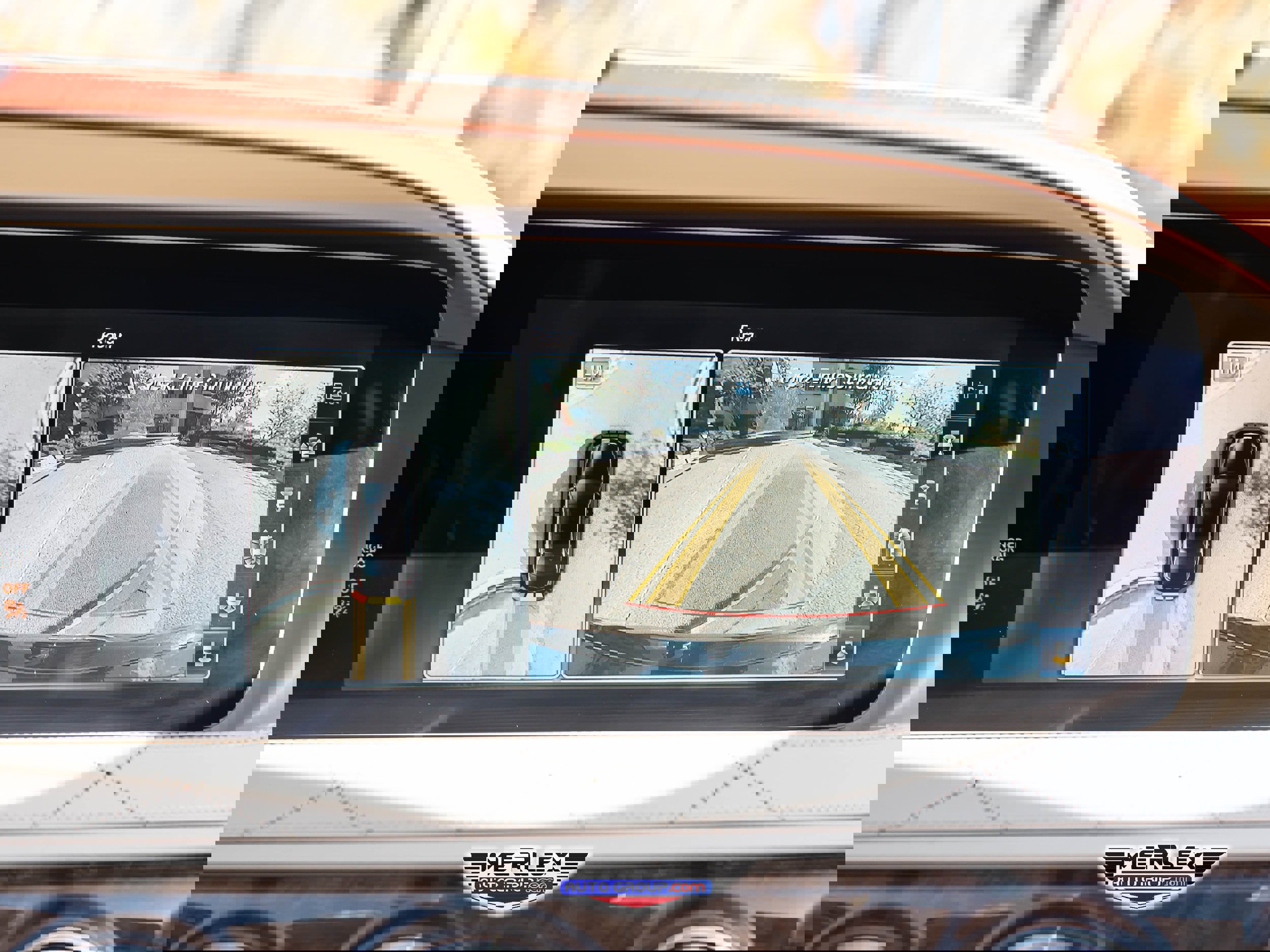 Used 2018 Mercedes-Benz S 560 4MATIC Sedan w/ Premium Package image 31