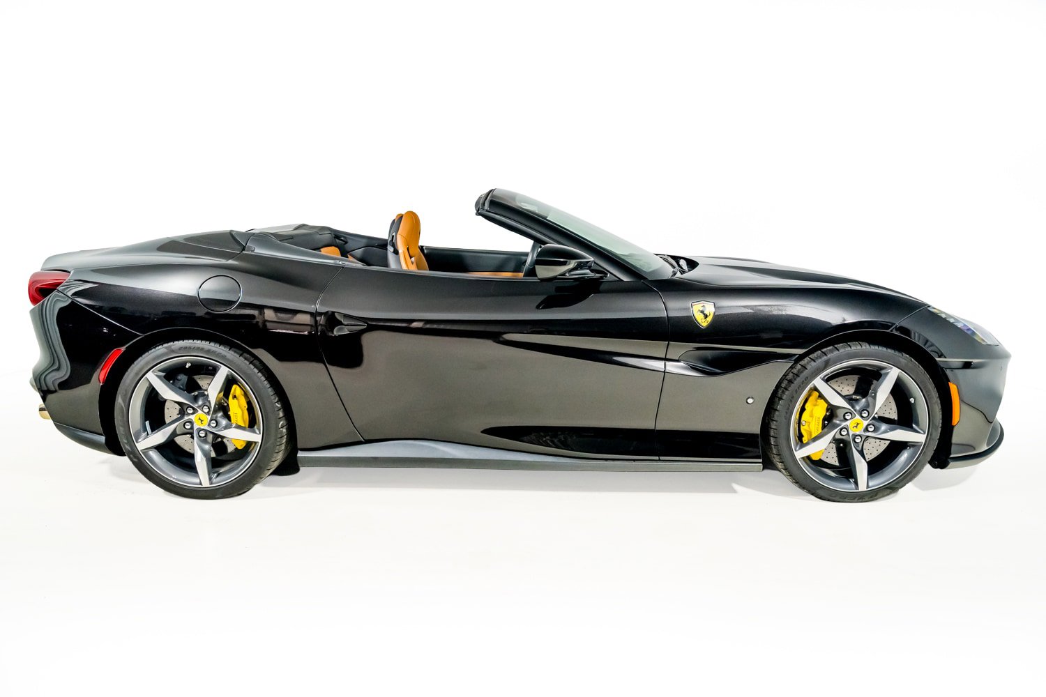 Used 2023 Ferrari Portofino M RWD image 20
