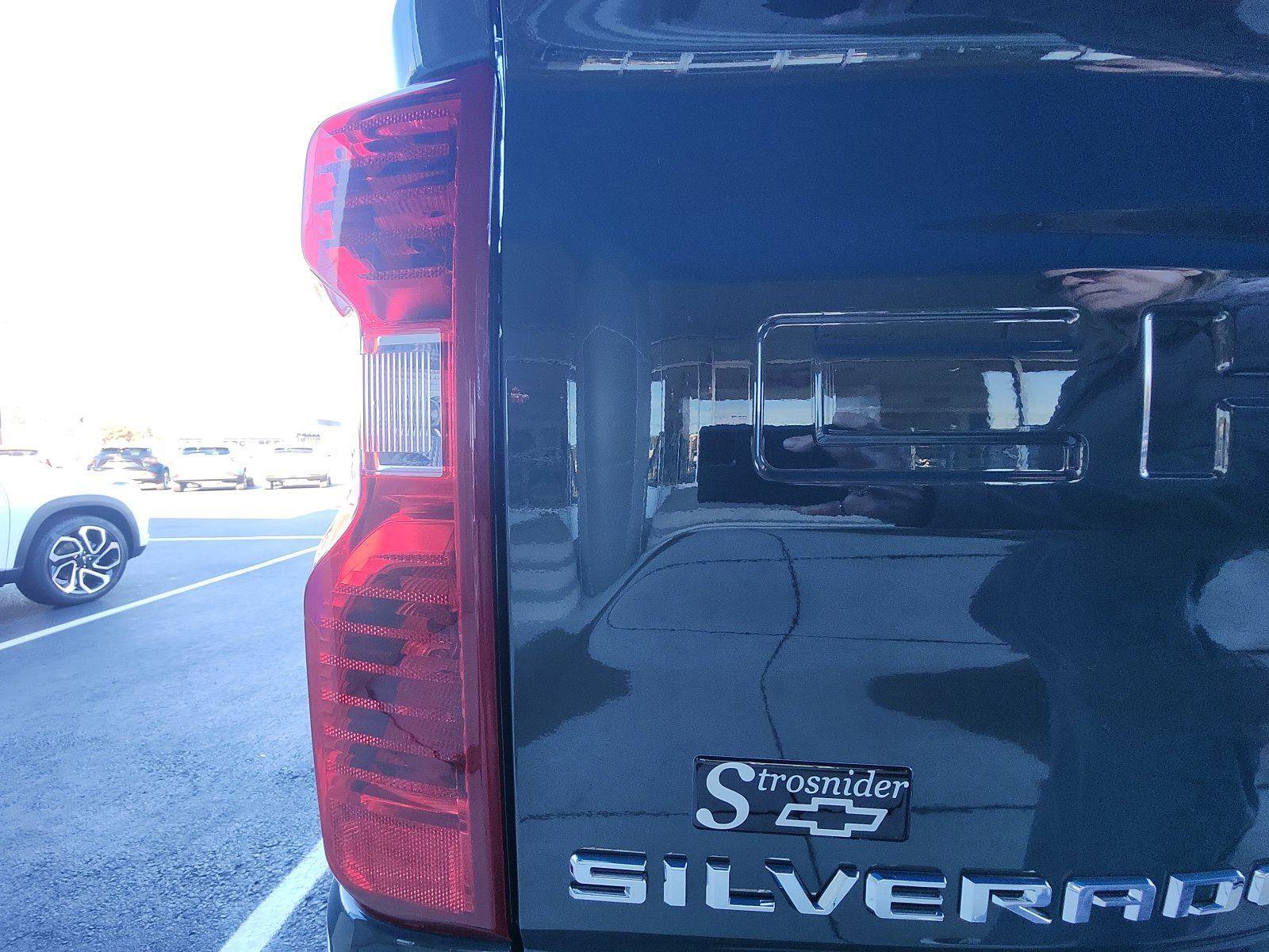 New 2025 Chevrolet Silverado 1500 LT image 13