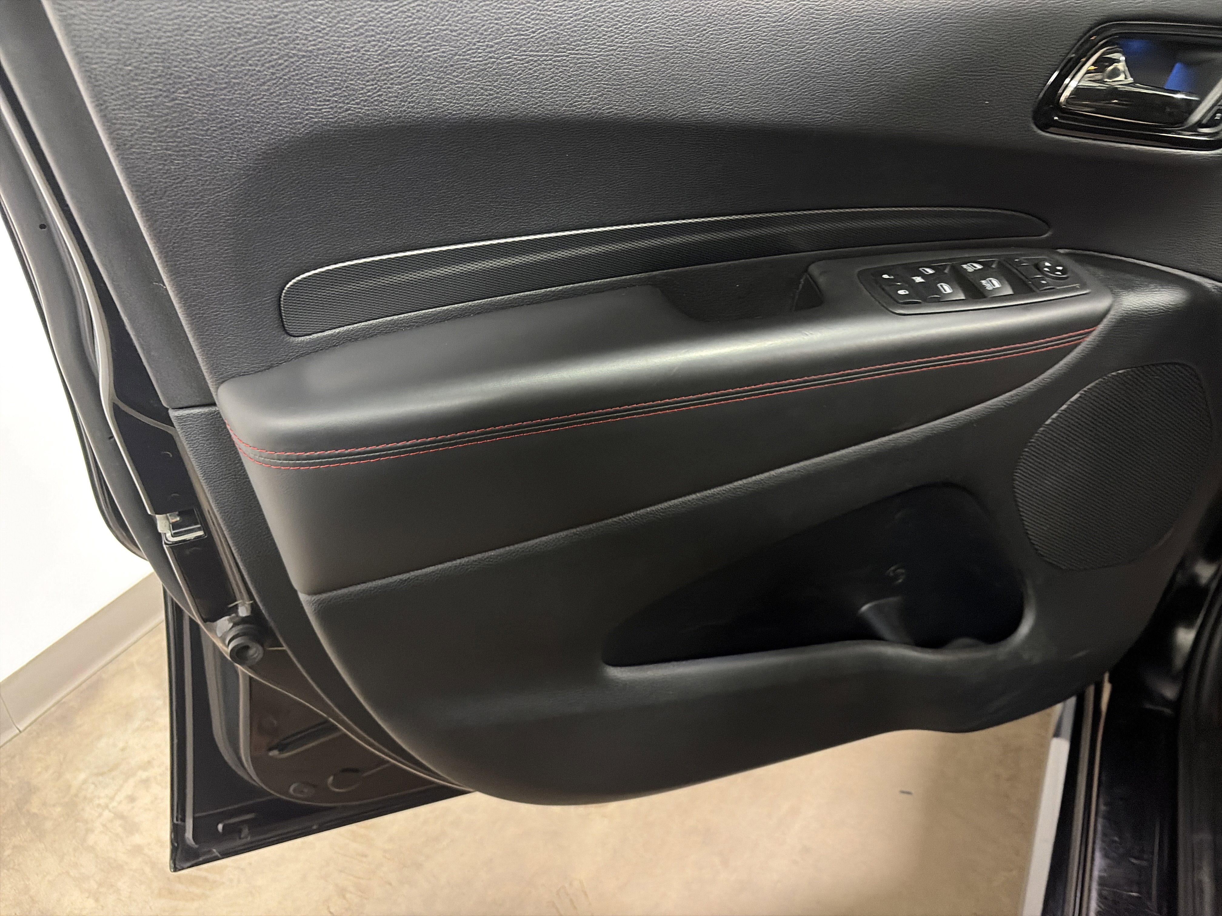Used 2024 Dodge Durango GT AWD/4WD image 12