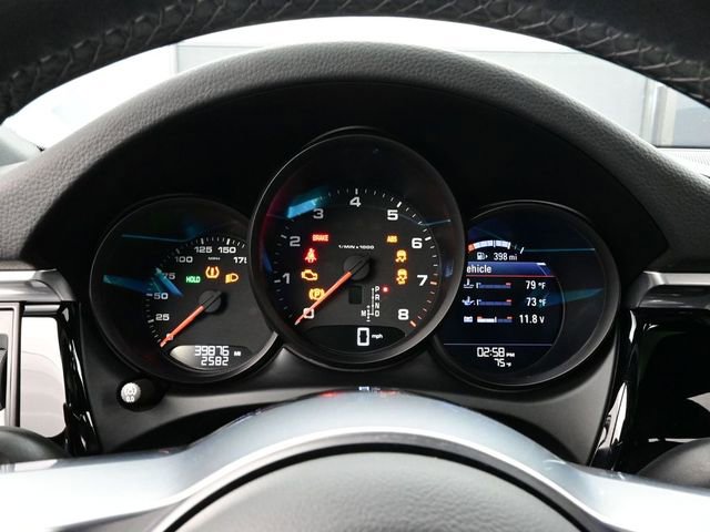 Certified 2020 Porsche Macan image 9