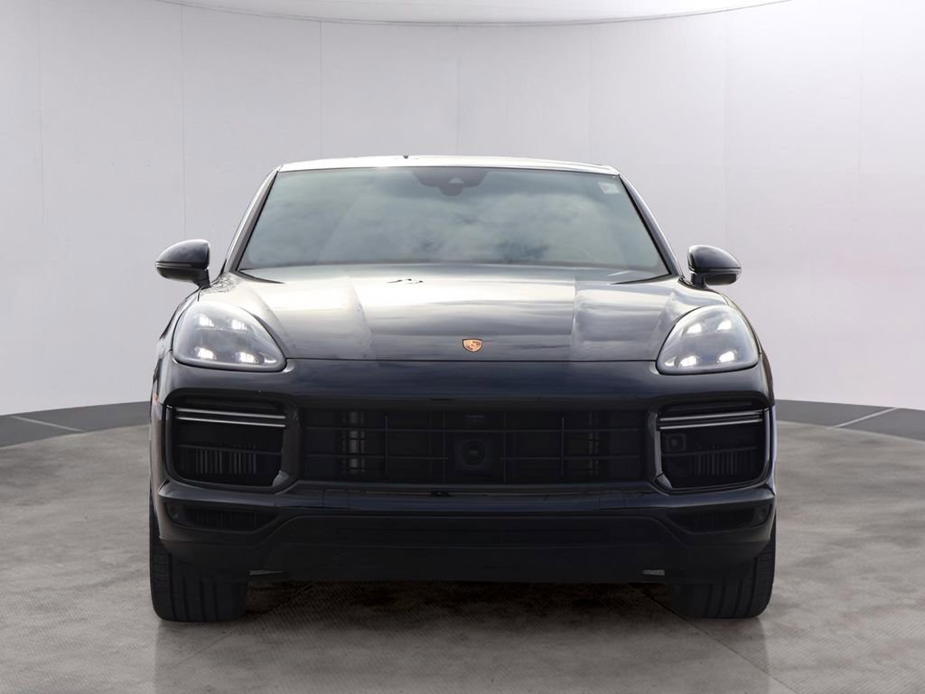 Certified 2023 Porsche Cayenne Turbo S AWD/4WD image 12