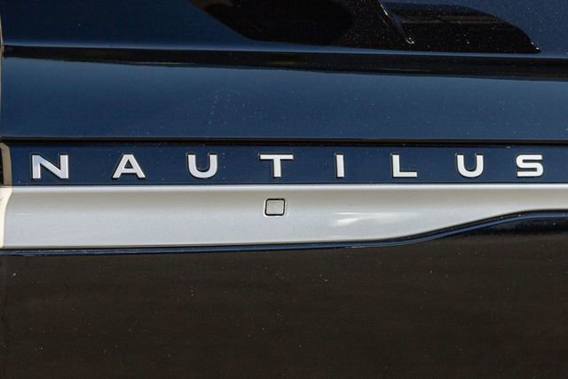 Used 2024 Lincoln Nautilus Reserve image 5