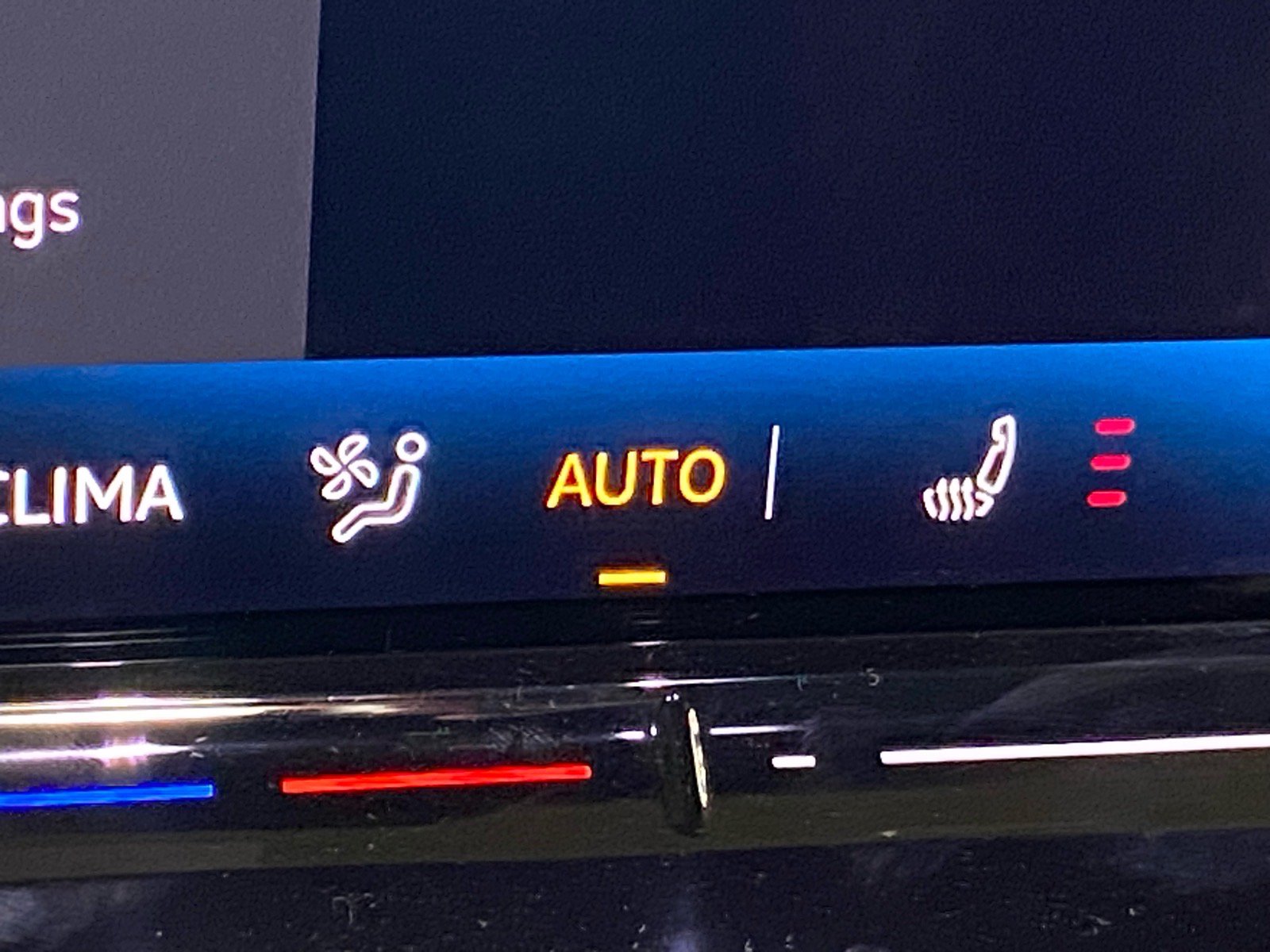 New 2026 Volkswagen Tiguan SE R-Line AWD/4WD image 9