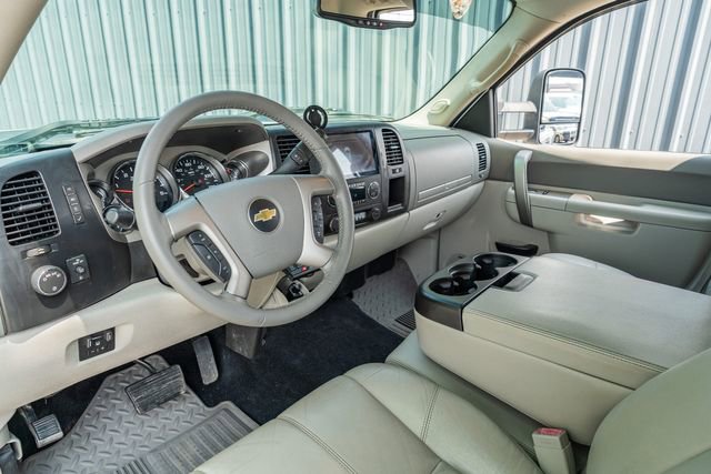Used 2014 Chevrolet Silverado 2500 LT w/ Interior Plus Package AWD/4WD image 23
