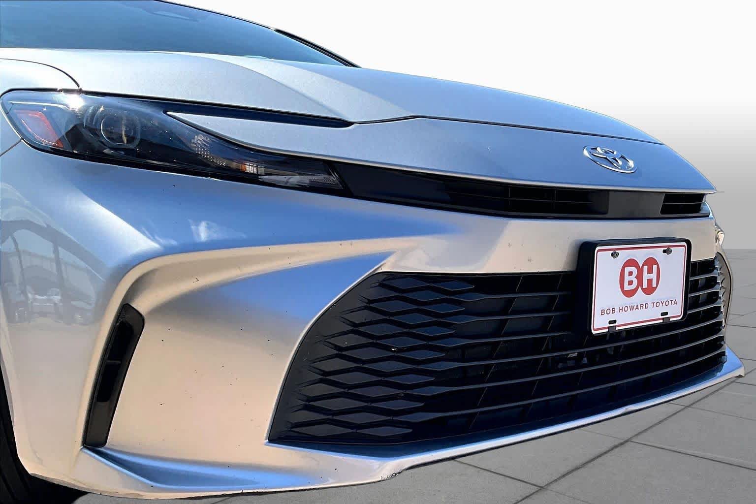 Used 2025 Toyota Camry LE FWD image 28