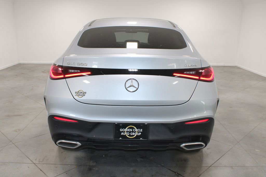 Used 2024 Mercedes-Benz GLC 300 4MATIC image 8