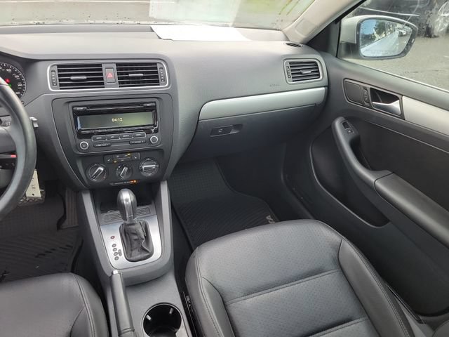 Used 2014 Volkswagen Jetta SE FWD image 10