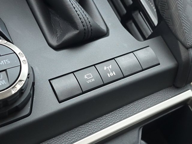 Used 2025 Toyota 4Runner TRD Off-Road Premium AWD/4WD image 42