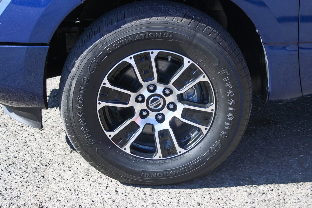 Used 2022 Nissan Titan SV image 42