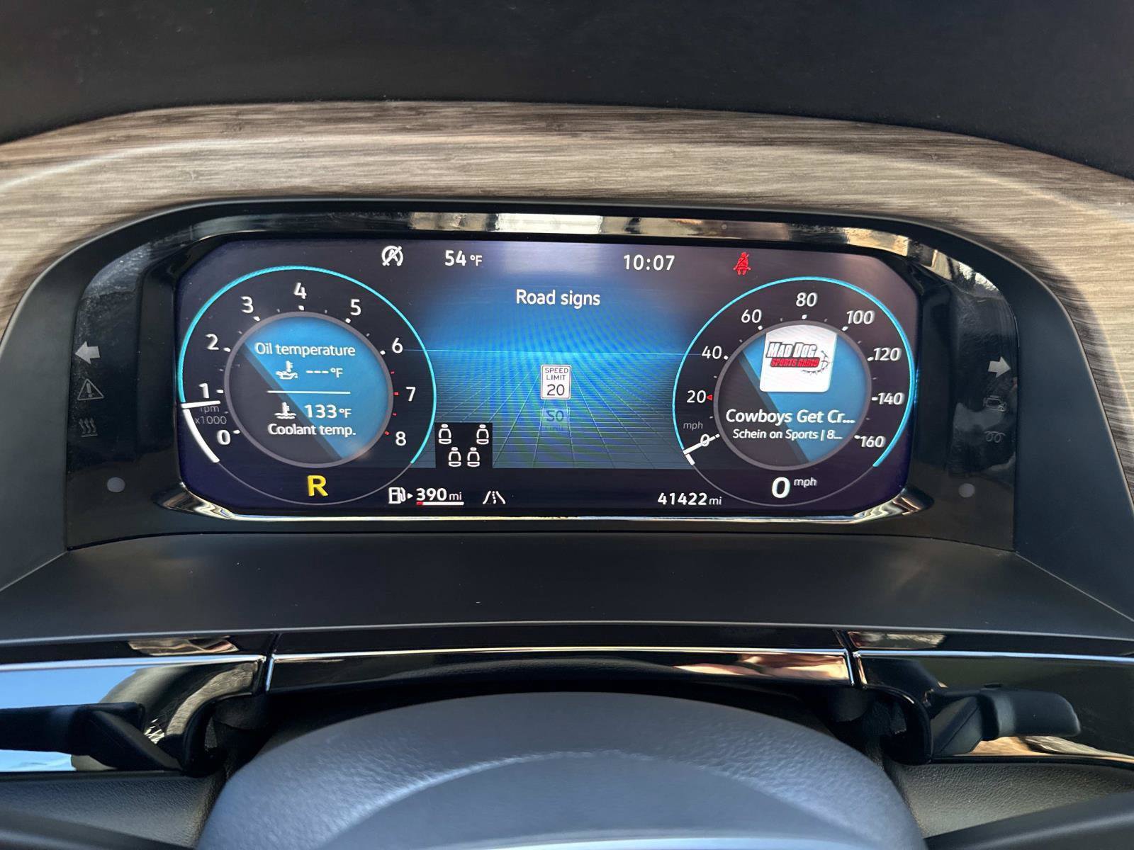 Certified 2024 Volkswagen Atlas SEL AWD/4WD image 34