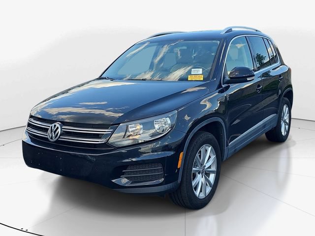 Used 2017 Volkswagen Tiguan Wolfsburg Edition AWD/4WD image 9