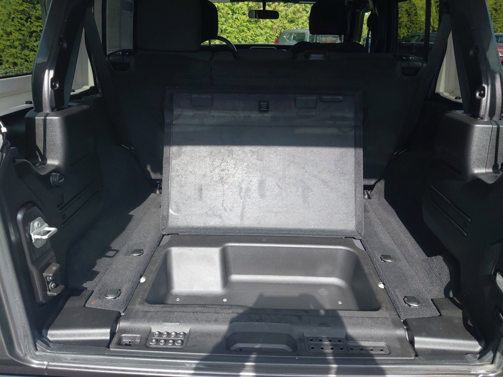 Used 2019 Jeep Wrangler Unlimited Sport S image 18