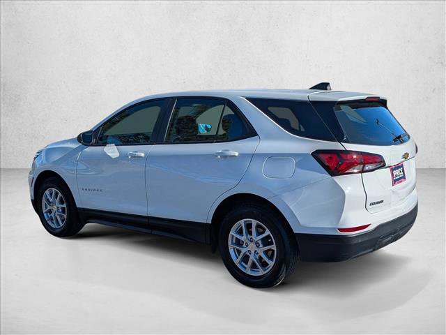 Used 2022 Chevrolet Equinox LS w/ LPO, Floor Liner Package image 7