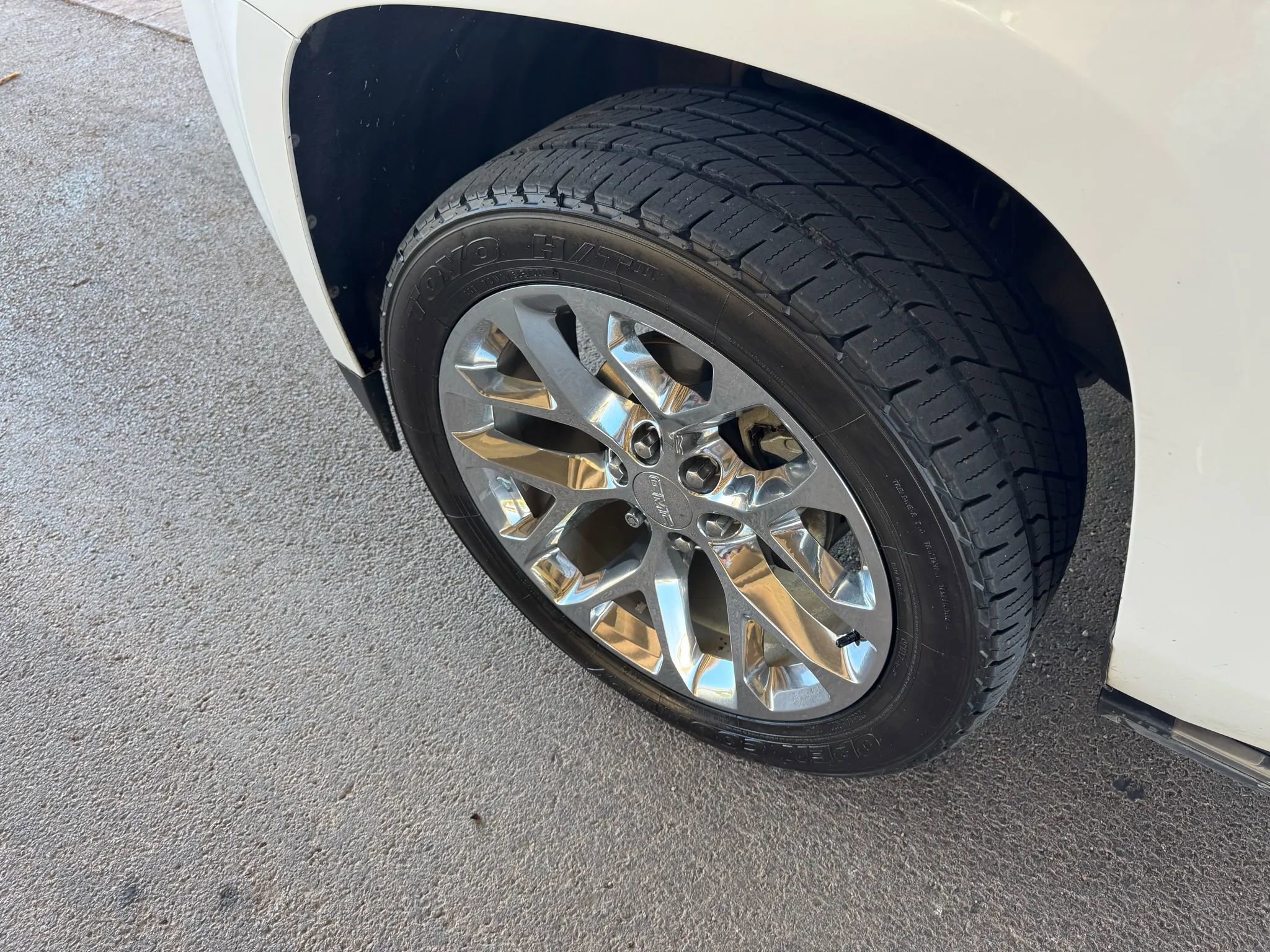 Used 2019 GMC Yukon Denali w/ Denali Ultimate Package image 36