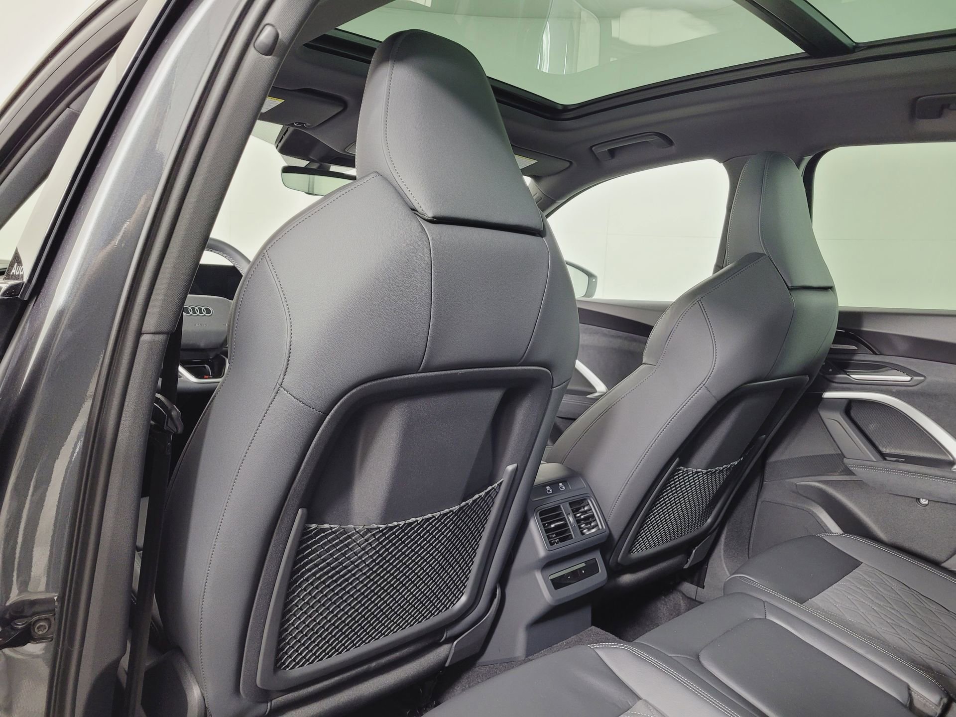 New 2025 Audi SQ5 Premium Plus image 12