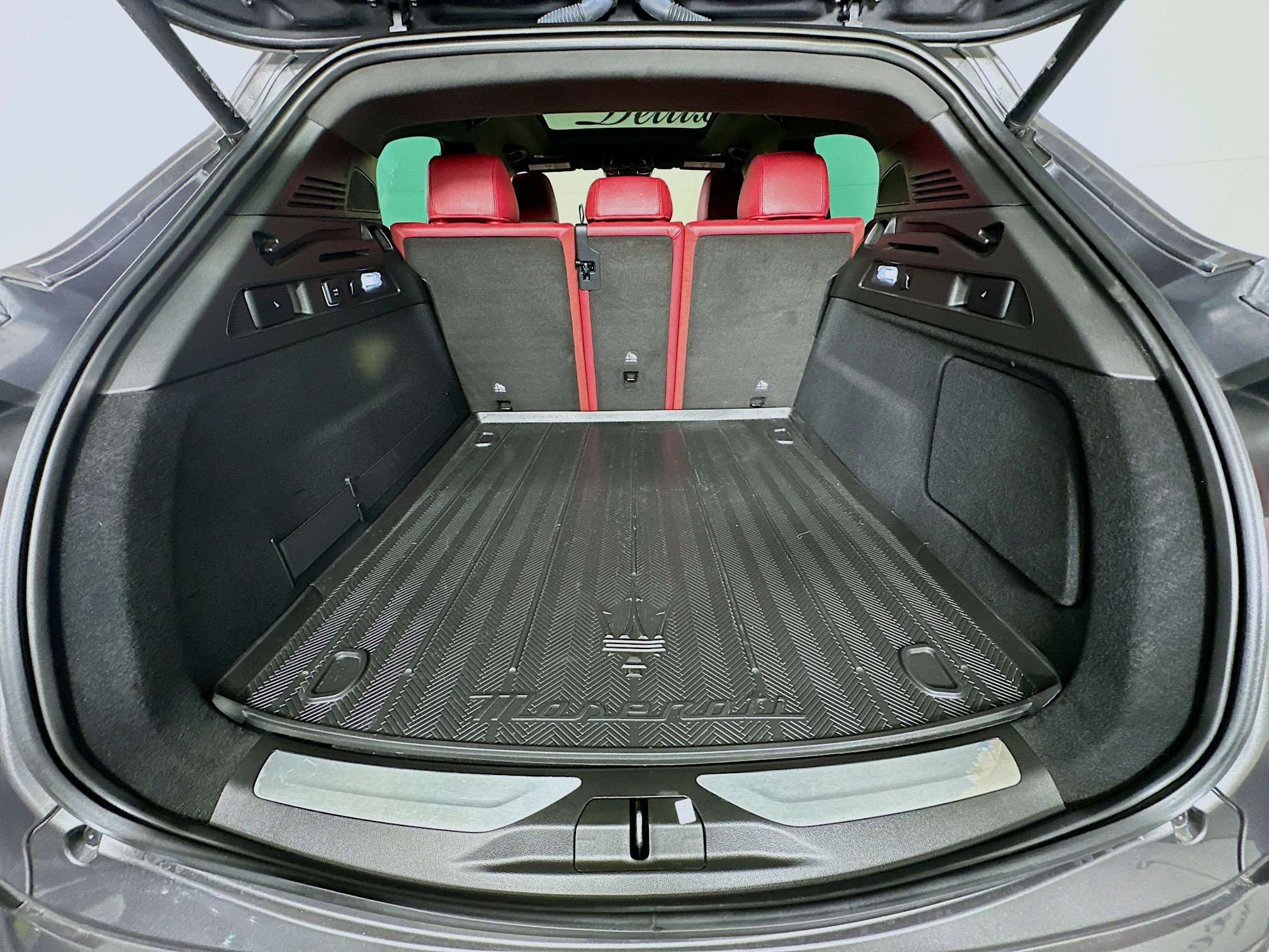 Used 2023 Maserati Grecale Modena image 25