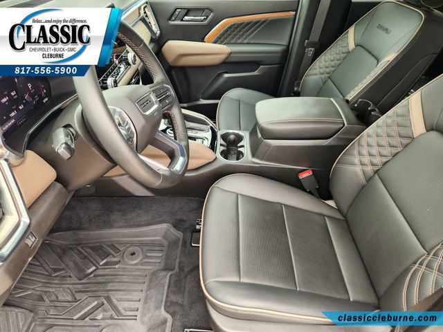 Used 2025 GMC Canyon Denali AWD/4WD image 14