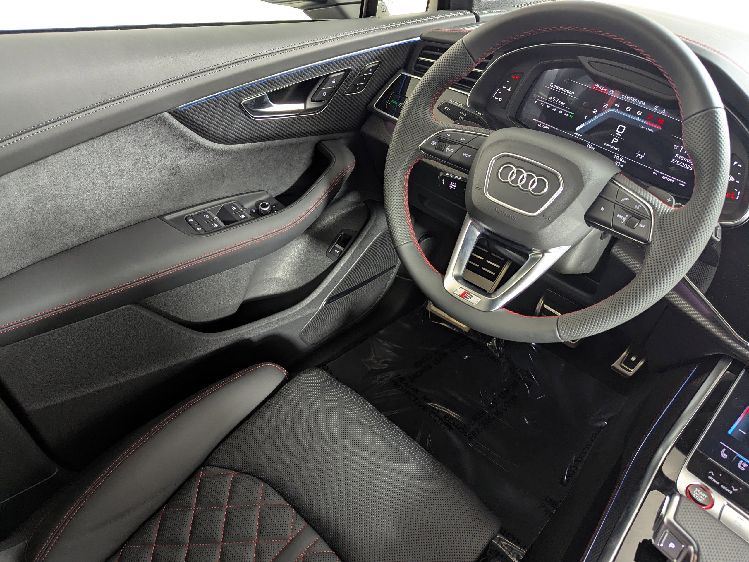 New 2025 Audi SQ7 Prestige image 9